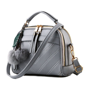 SWDF New Luxury Clutch Women Bag Over The Shoulder Bags Designer Casual Hairball Crossbody Bag Purses And Handbags Messenger Sac