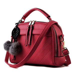 SWDF New Luxury Clutch Women Bag Over The Shoulder Bags Designer Casual Hairball Crossbody Bag Purses And Handbags Messenger Sac